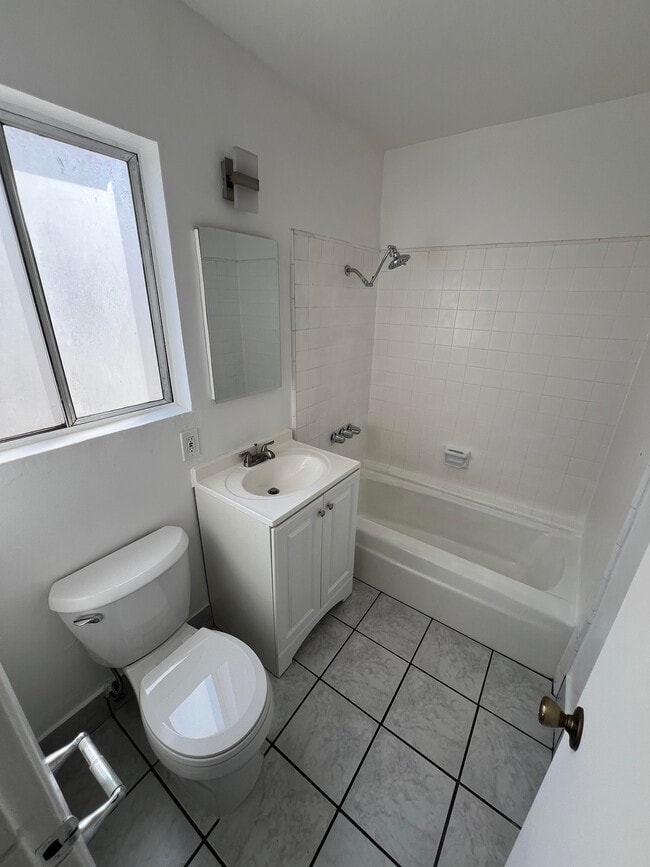 Photo - 1101 Ocean Front Walk