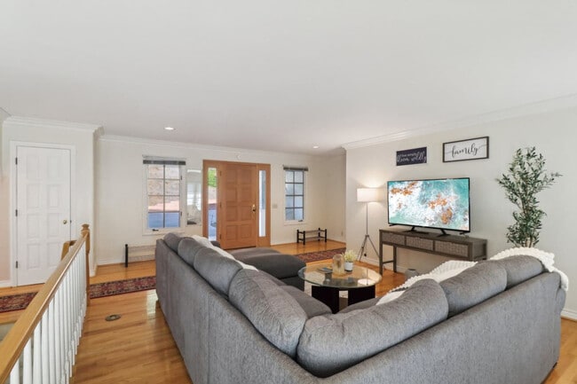 Photo - 3724 Evergreen Ct Unit ID1283126P