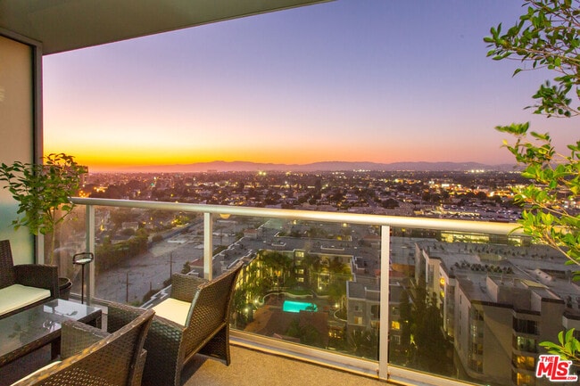 Photo - 13700 Marina Pointe Dr Unit 1507