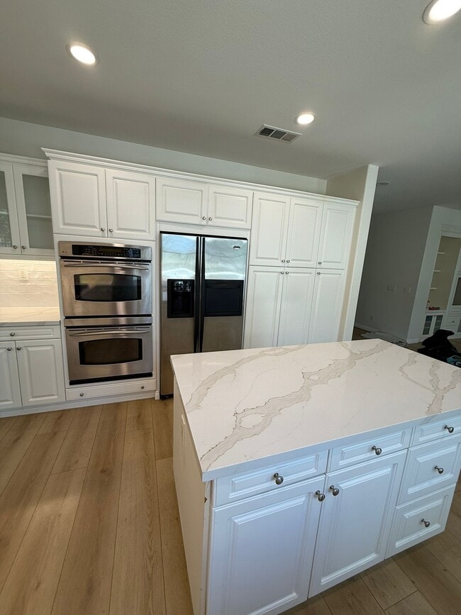 Photo - 32956 Rhine Ave