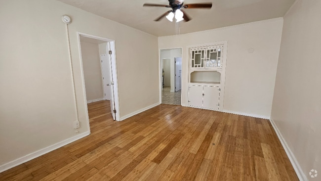 Building Photo - 461 N Boylston St Rental