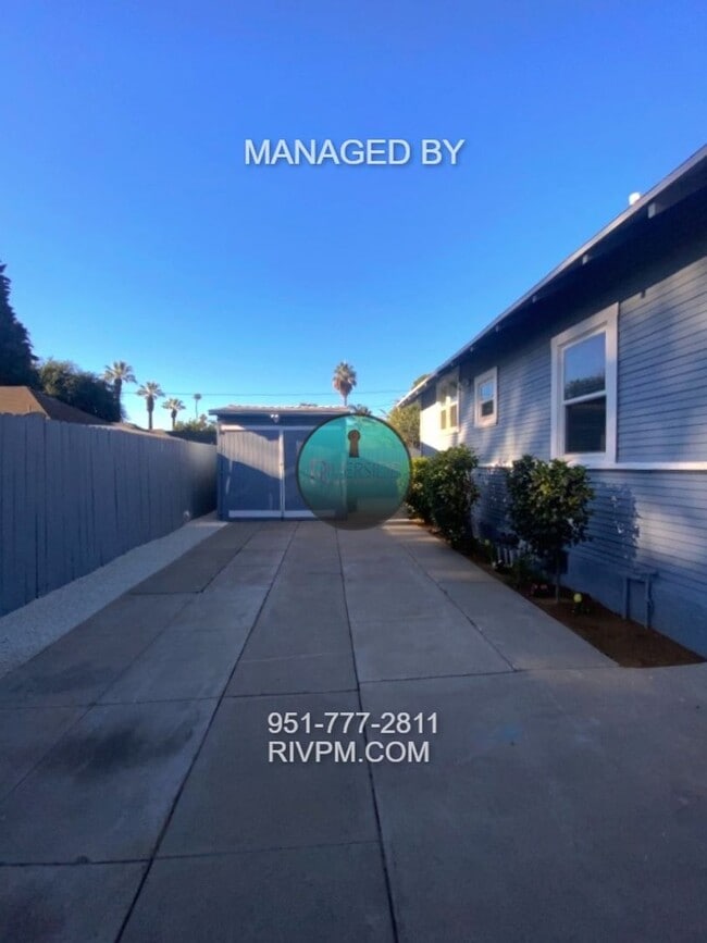 Photo - !!!Charming upgraded 2 bed 2 bath single family home!!