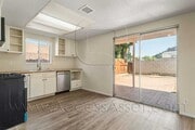 Photo - 33220 Schaper St