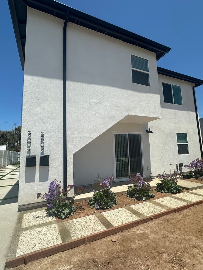 Photo - 202-204 Calla Avenue Unit 202