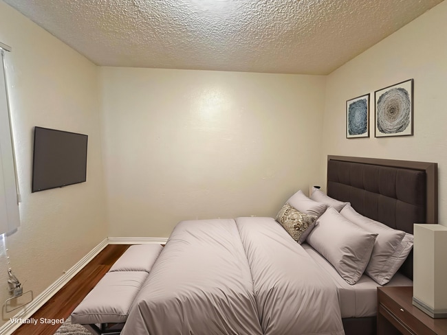 Photo - 15Central Unit 1