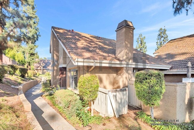 Photo - 332 Kanan Rd Townhome