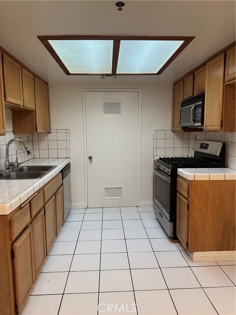 Photo - 9033 Grand Cir