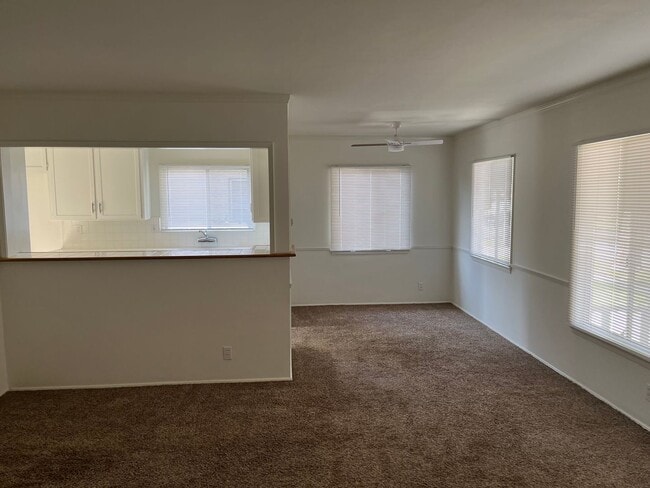Building Photo - 3 bedroom home in Lakewood now ready to rent!