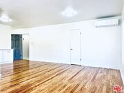 Photo - 2401 Beachwood Dr