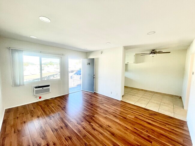 Photo - Foothill Village Apartments