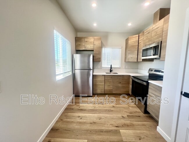 Photo - 3315 Clairemont Mesa Blvd