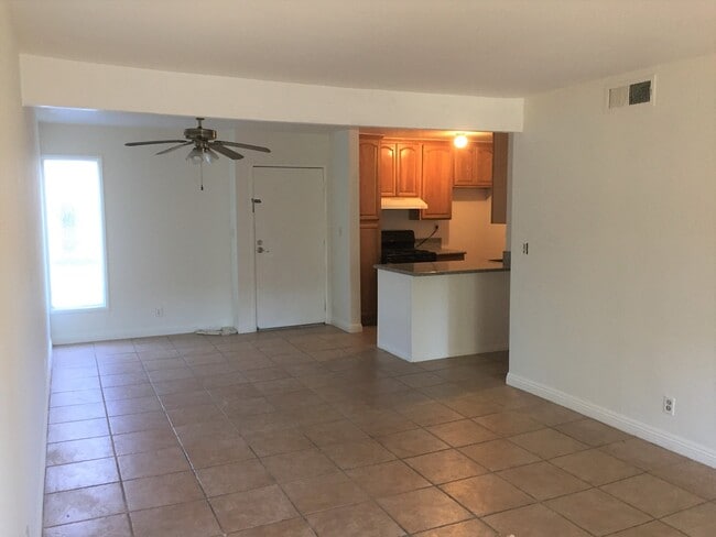 Photo - 18620 Hatteras St Unit 227