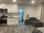 Photo - 3062 Monroe St