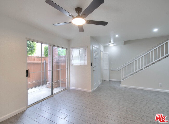 Photo - 13810 Funston Ave