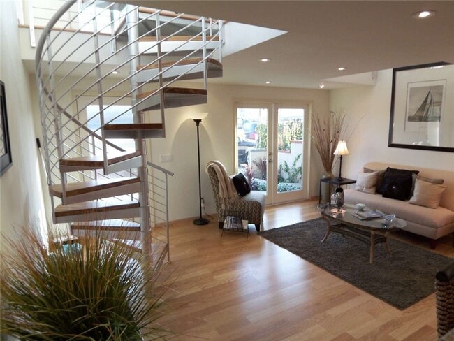 Photo - 1826 W Balboa Blvd Unit A