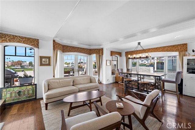 Photo - 414 Carnation Ave