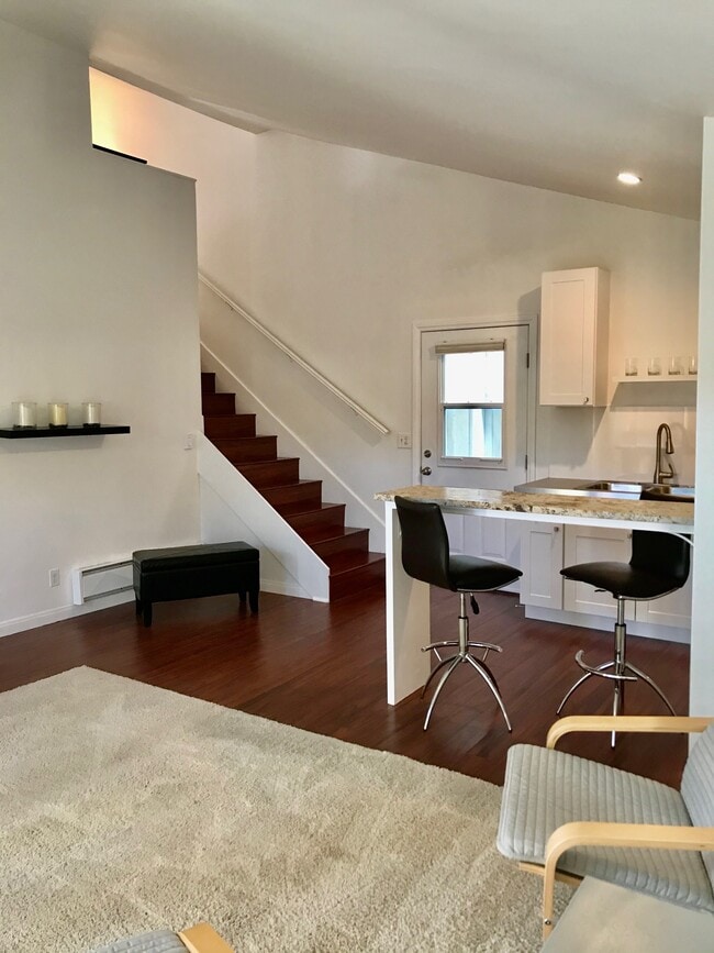 Photo - 656 Grand Ave