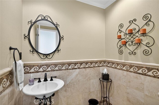 Photo - 201 Haley Way