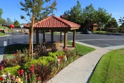 Community - The Arches at Regional Center West Apartments