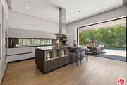 Photo - 6252 Drexel Ave