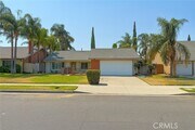 Photo - 2908 E Oak Hill Dr House