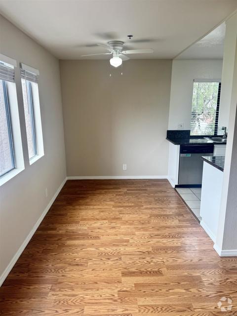 Building Photo - 100 N Clark Dr Unit 308 Rental