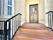 Photo - 909 S Gramercy Pl Condo Unit 4