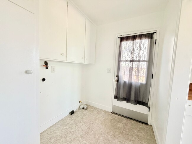Photo - 4 bedroom La Mirada Home