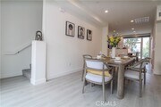 Photo - 15 S Chapel Ave Townhome