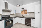 Photo - 1229 S Longwood Ave Townhome