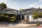 Photo - 5250 Whitsett Ave