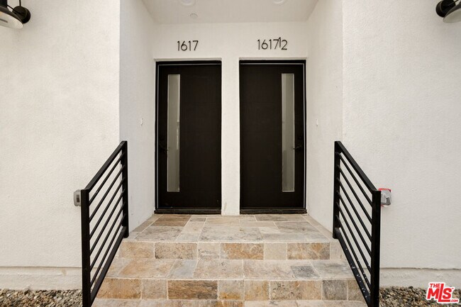 Photo - 1617 2nd Ave