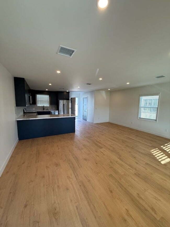 Photo - CHARMING REMODELED 3 BEDROOM / 2 BATH HOME