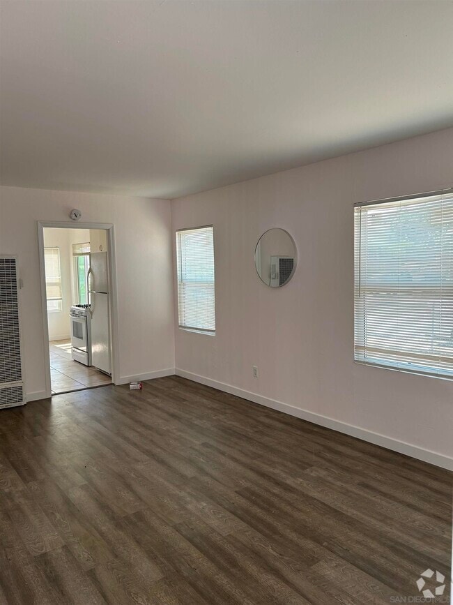 Building Photo - 7041 Stanford Ave Rental