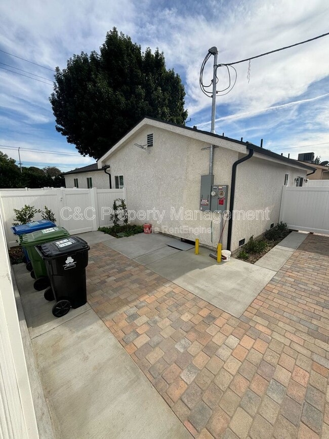 Photo - 18110 Gault St