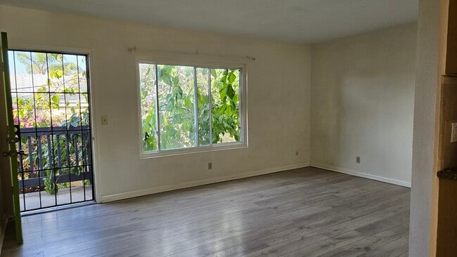 Building Photo - 4040 49th St Unit 6