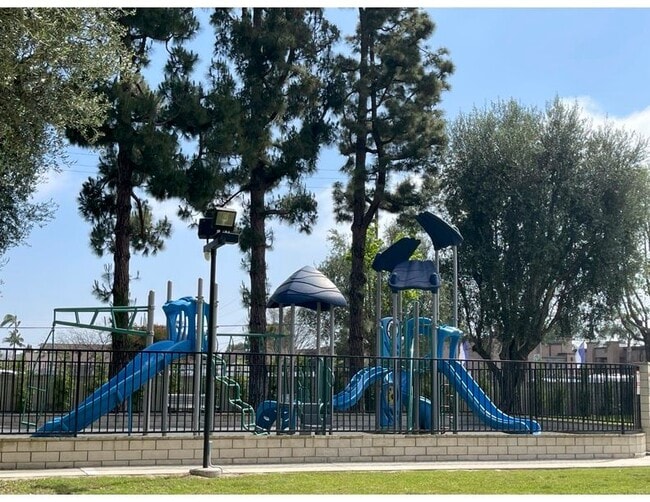 Photo - 19756 Kingswood Ln