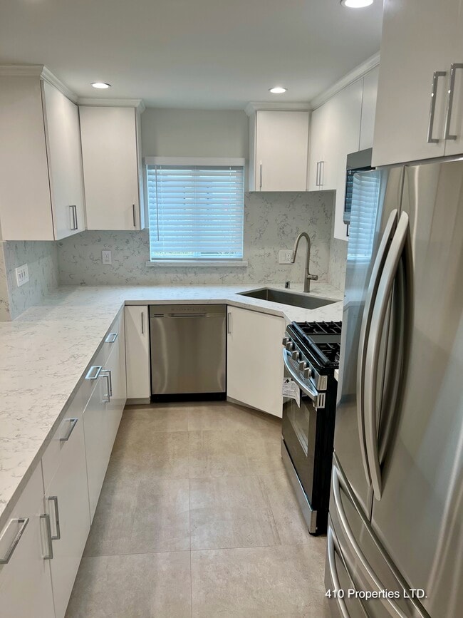 Apartment 14 - Upgraded Kitchen - Primrose Terrace