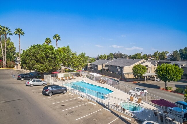 Meadow Creek Apartments - Meadow Creek Apartments