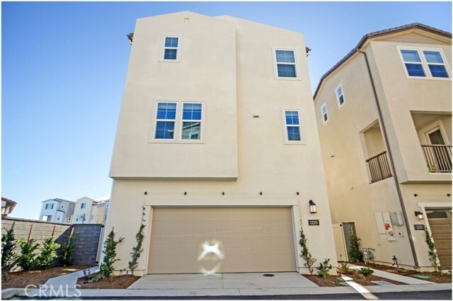 Photo - 1220 Windmill Rd