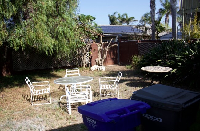 Photo - 3 Bedrooms 2 baths Beach House in the City...