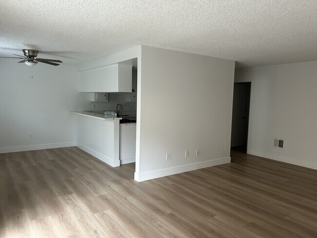 Photo - Mulberry Gardens