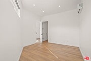 Photo - 257 S Park View St