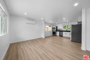 Photo - 1535 N Kingsley Dr