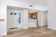 Photo - Charming Ground-Level Condo in California ...