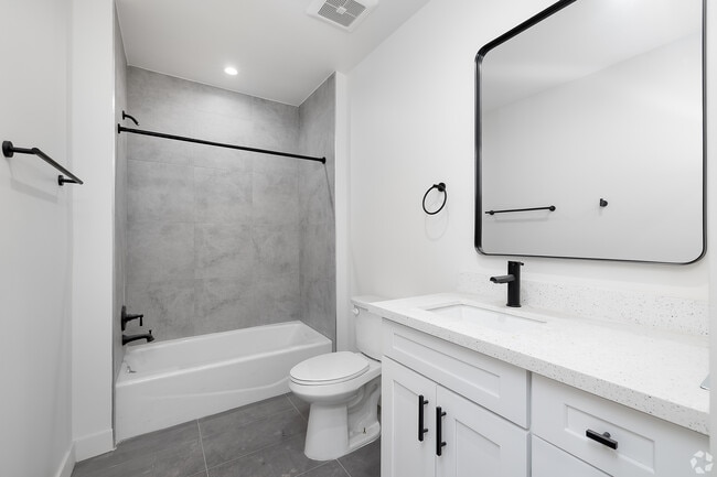 Photo - 1128 W 37th Dr