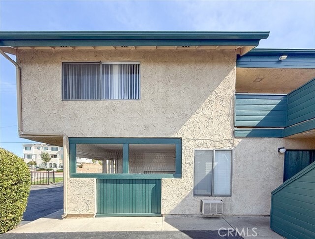 Building Photo - 101 E Olive Ave