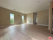 Photo - 20748 Stagg St