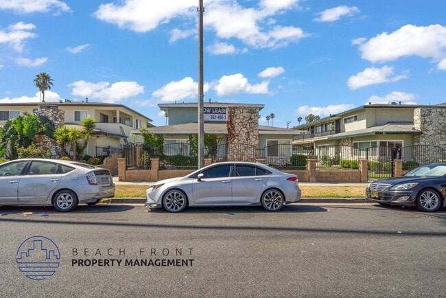 Photo - 636 E. 97th St.