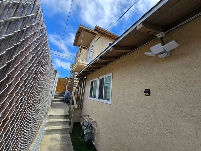Photo - 2142-48 Oliver Ave Unit 2146